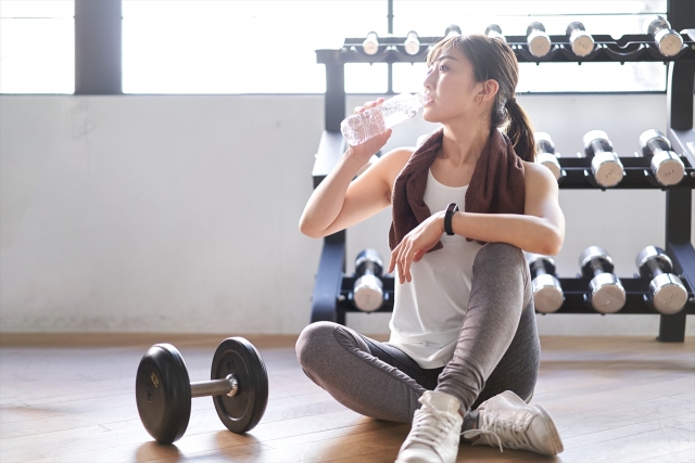 少ない回数で鍛えられる！女性のダイエットに効果的な筋トレ法